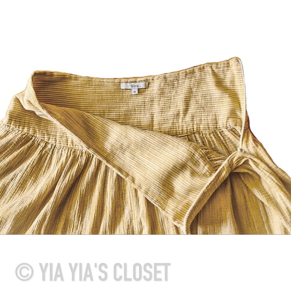 (SFERA) SZ 40 European Yellow/White Textured Pinstripe Mini Skirt EUC - Picture 6 of 10